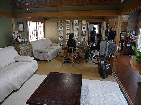 �~�j�f�C�T�[�r�X�@�͂܂䂤�@�H��